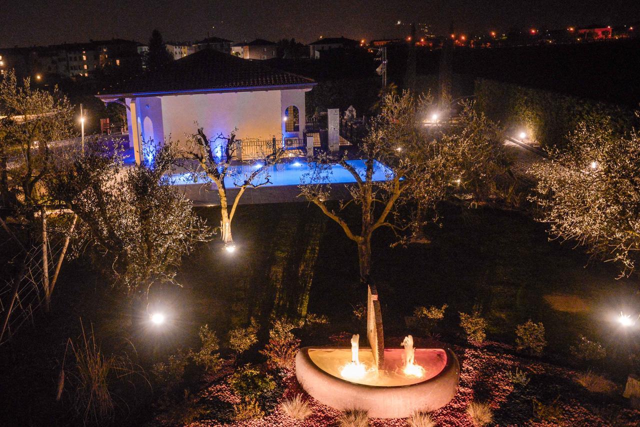 Luxury House & *