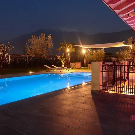 Villa Luxury House & Spa Riva del Garda Exterior foto