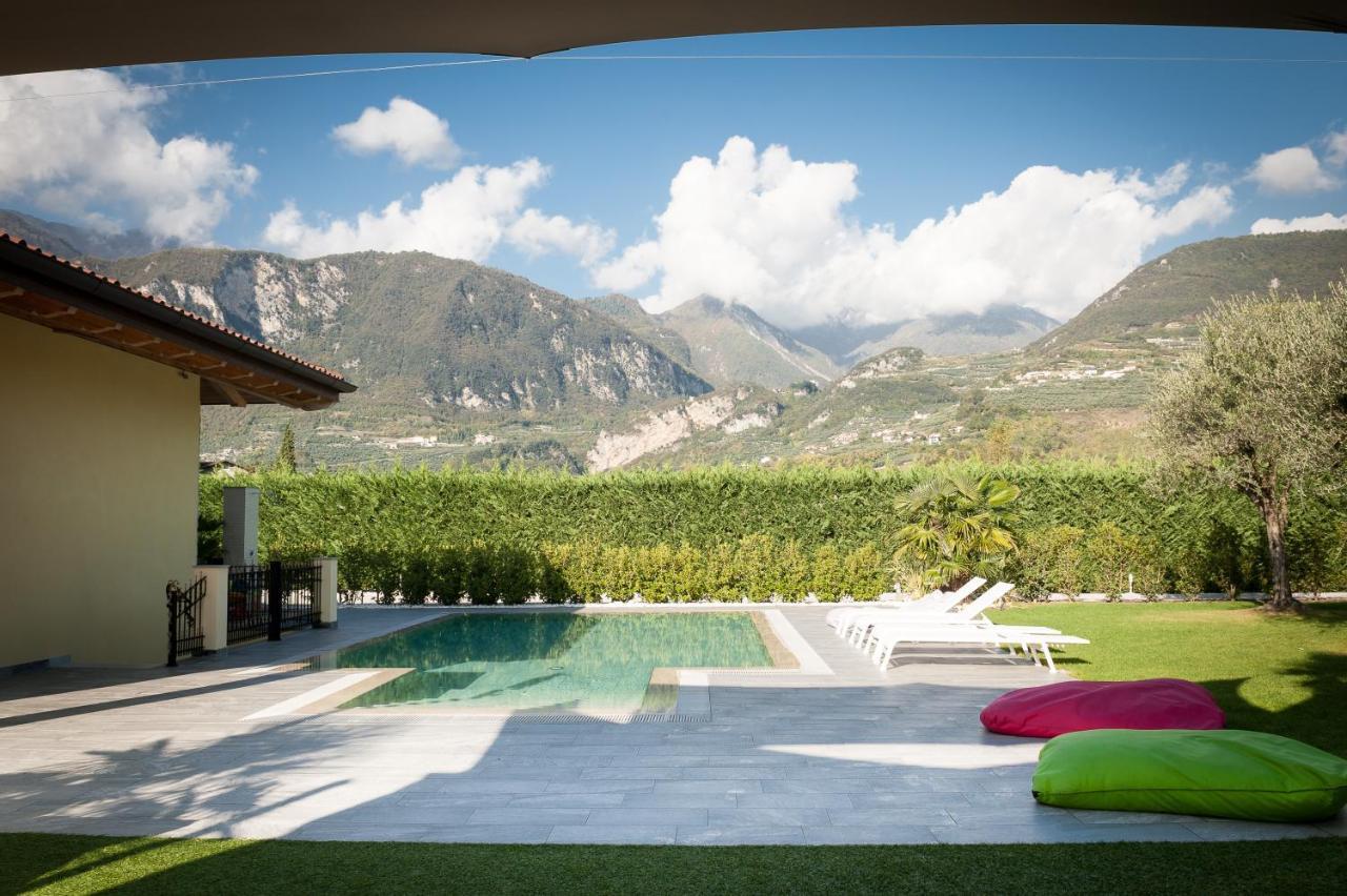 Luxury House & *