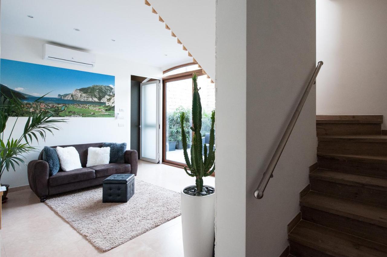 Villa Luxury House & *